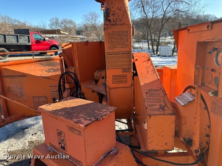 image for item DQ6584 Brush Bandit 250 wood chipper