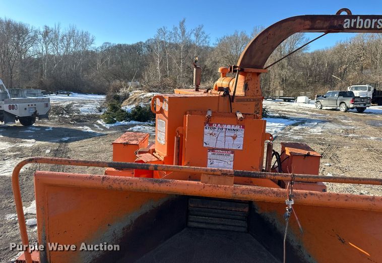 image for item DQ6584 Brush Bandit 250 wood chipper