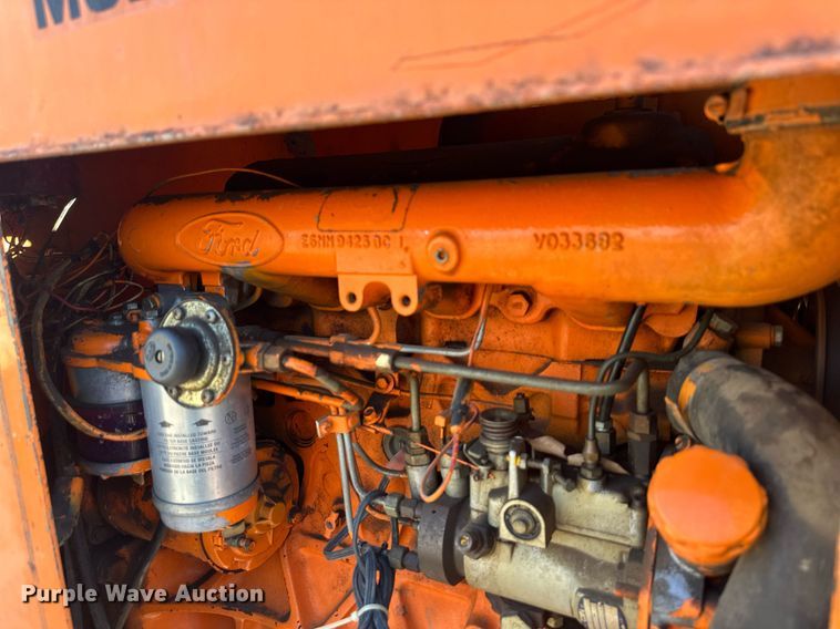 image for item DQ6584 Brush Bandit 250 wood chipper