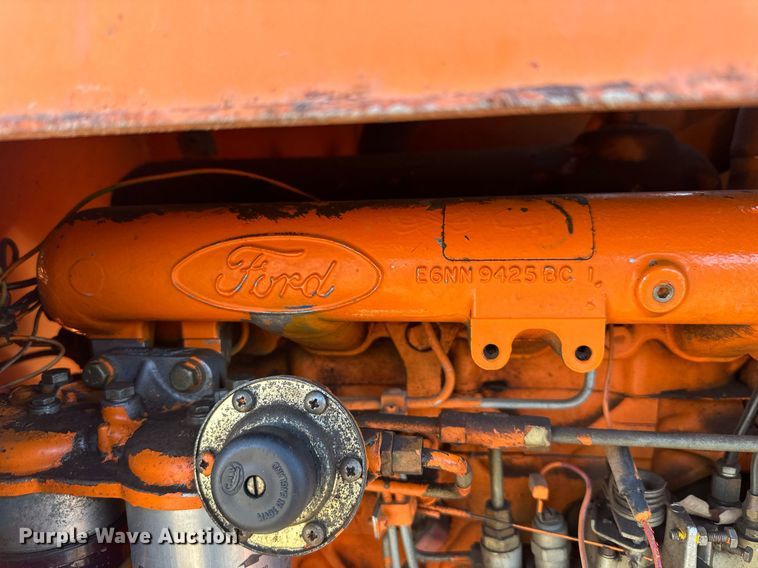 image for item DQ6584 Brush Bandit 250 wood chipper