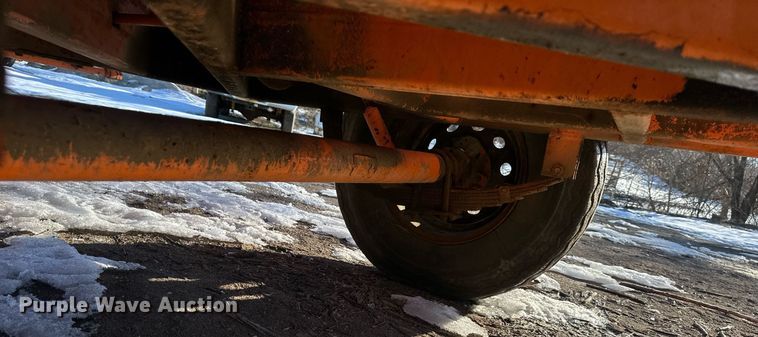 image for item DQ6584 Brush Bandit 250 wood chipper