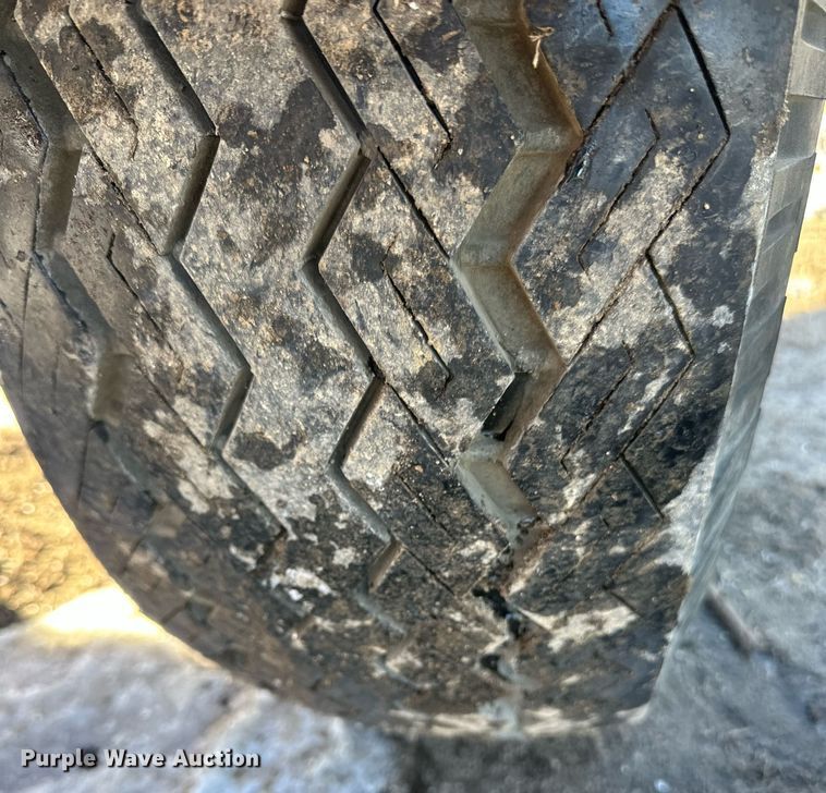 image for item DQ6584 Brush Bandit 250 wood chipper