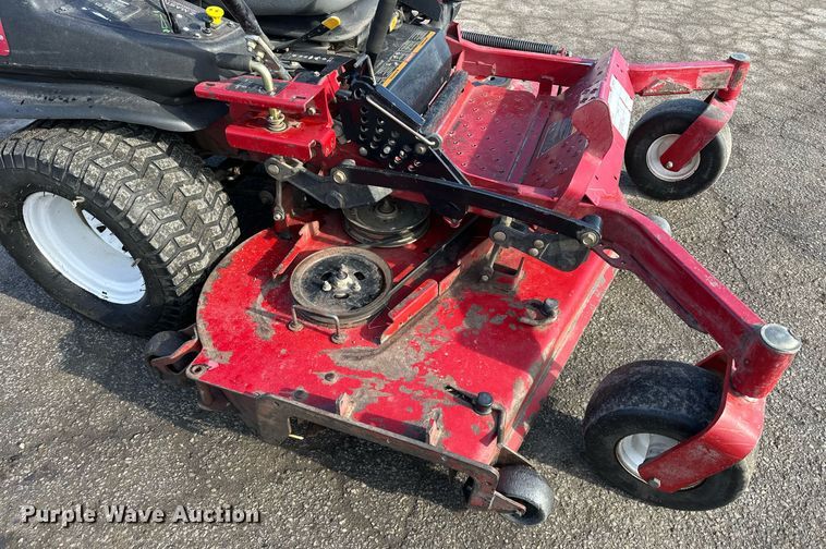 image for item DQ6589 2011 Toro Z Master Commercial ZTR lawn mower