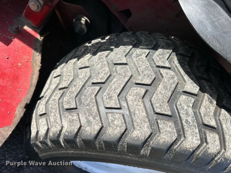 image for item DQ6589 2011 Toro Z Master Commercial ZTR lawn mower