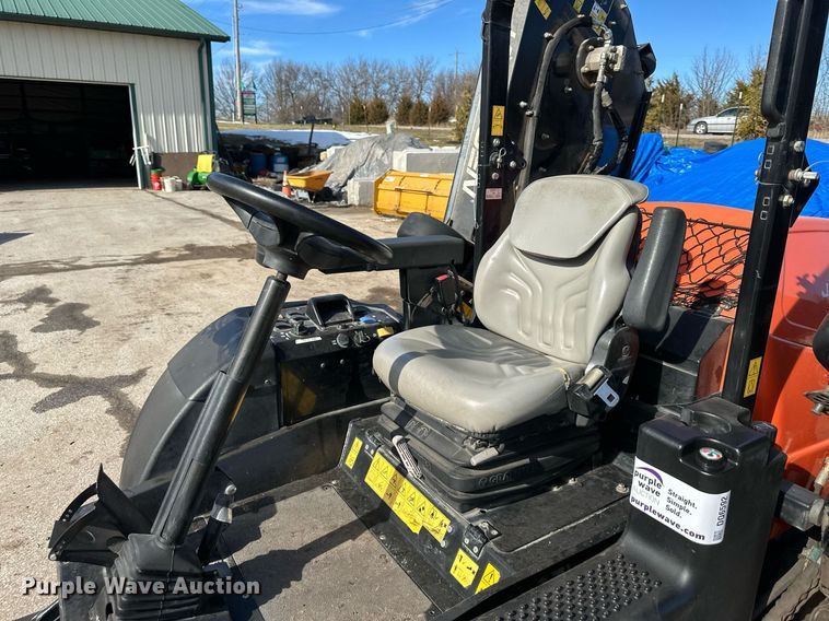 image for item DQ6592 Jacobson HR700 lawn mower