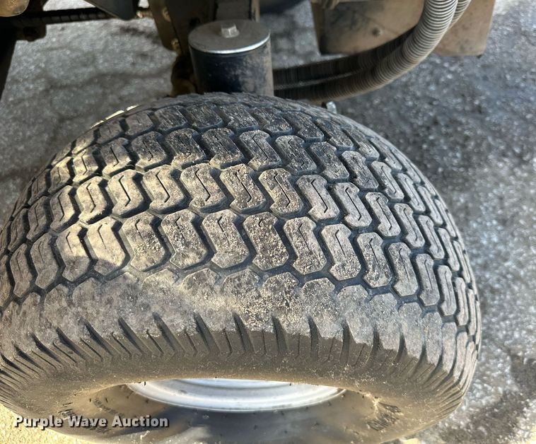 image for item DQ6592 Jacobson HR700 lawn mower