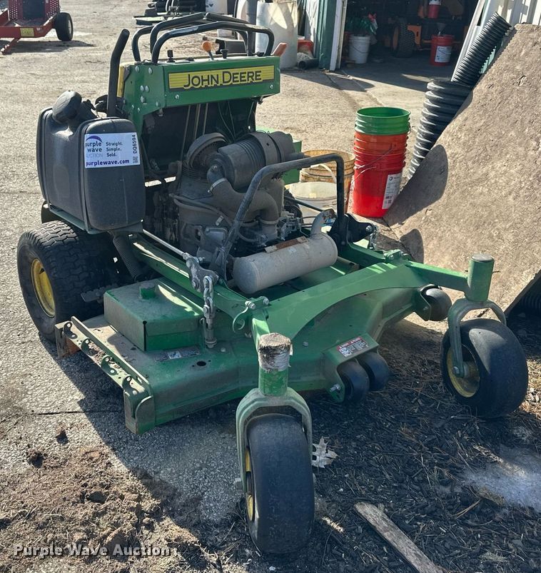 image for item DQ6594 John Deere 652R lawn mower