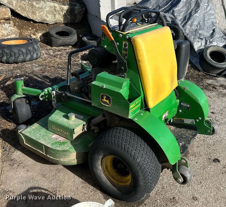image for item DQ6594 John Deere 652R lawn mower