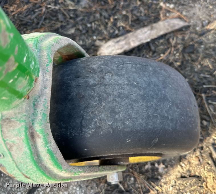 image for item DQ6594 John Deere 652R lawn mower