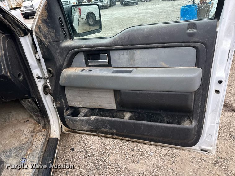 image for item DQ6598 2013 Ford F150 pickup truck