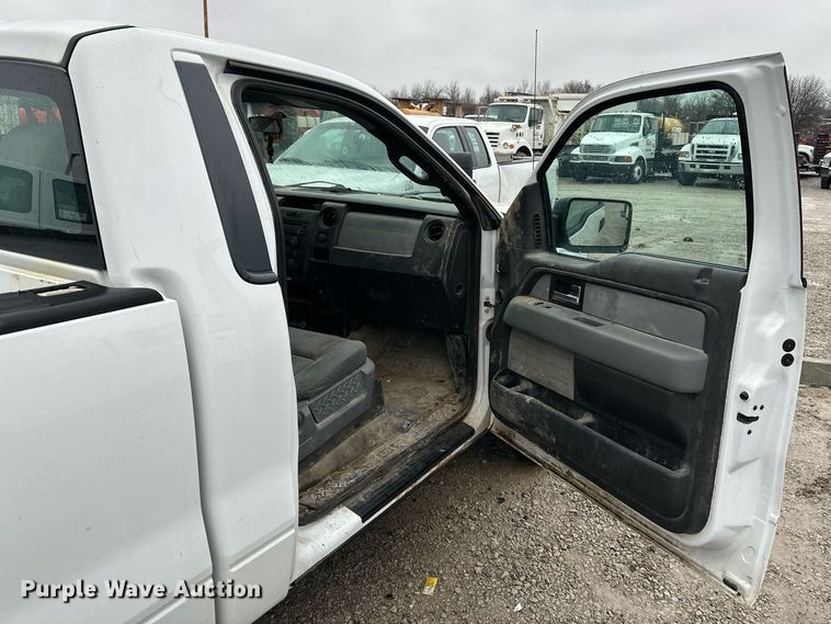 image for item DQ6598 2013 Ford F150 pickup truck