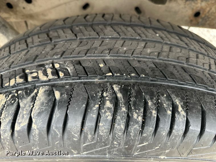 image for item DQ6598 2013 Ford F150 pickup truck