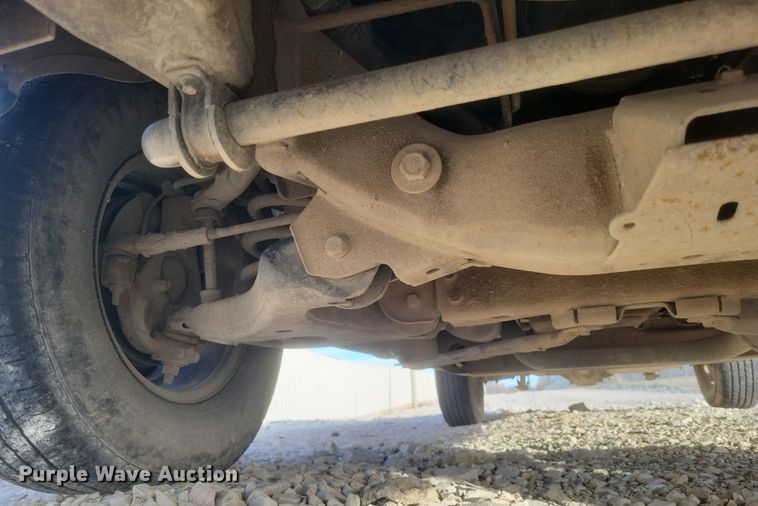 image for item DS5215 2004 GMC Sierra pickup truck