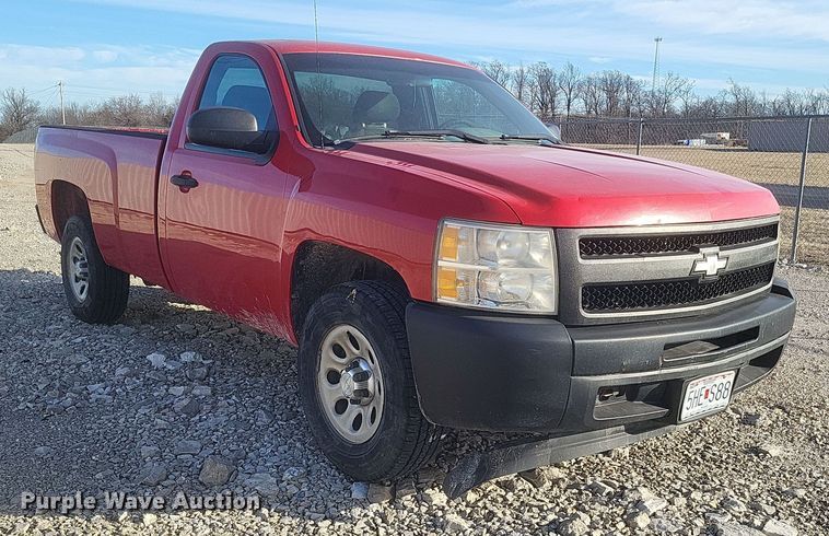 image for item DS5216 2010 Chevrolet Silverado 1500 pickup truck