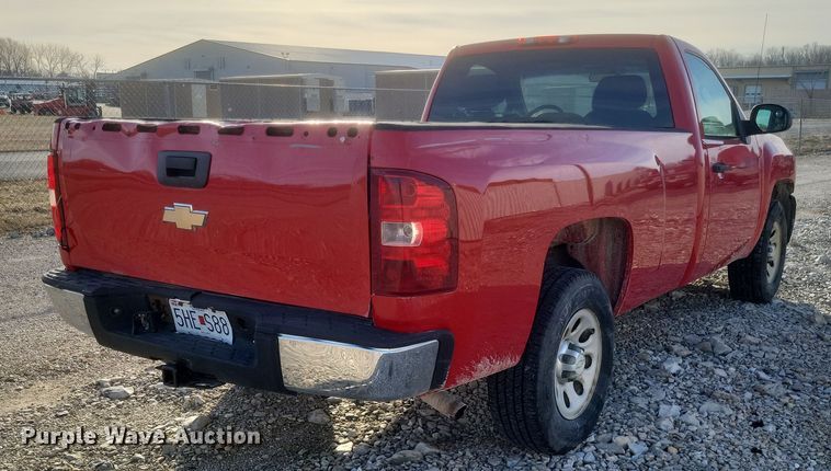 image for item DS5216 2010 Chevrolet Silverado 1500 pickup truck