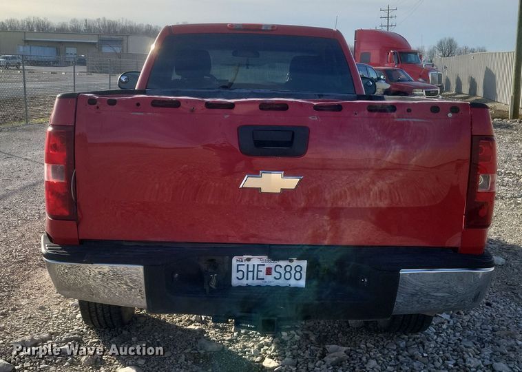 image for item DS5216 2010 Chevrolet Silverado 1500 pickup truck