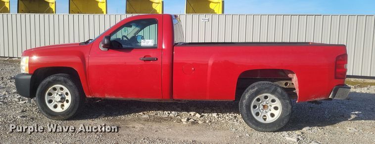 image for item DS5216 2010 Chevrolet Silverado 1500 pickup truck