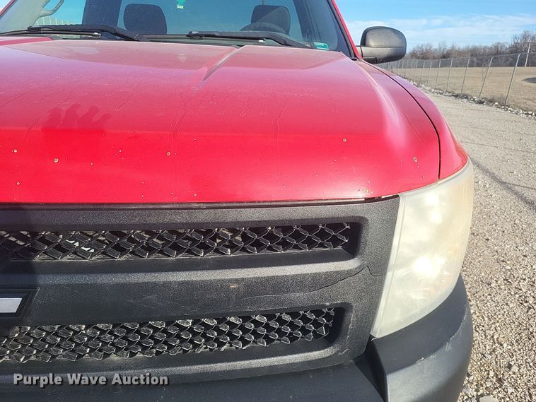 image for item DS5216 2010 Chevrolet Silverado 1500 pickup truck