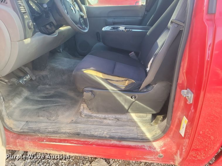 image for item DS5216 2010 Chevrolet Silverado 1500 pickup truck