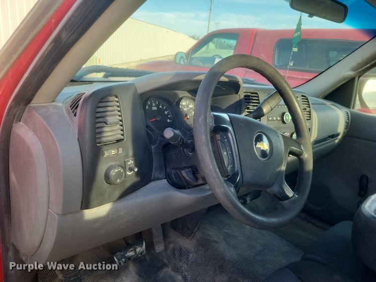 image for item DS5216 2010 Chevrolet Silverado 1500 pickup truck