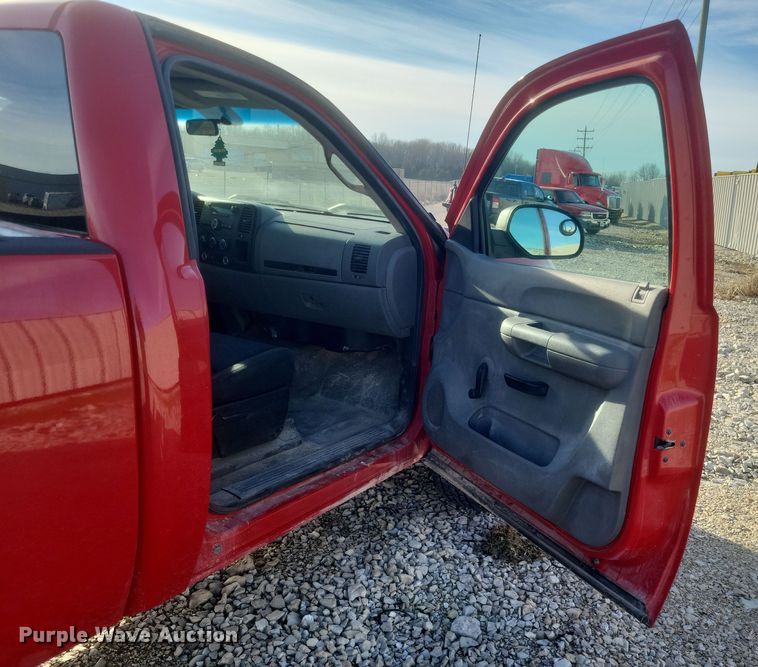 image for item DS5216 2010 Chevrolet Silverado 1500 pickup truck