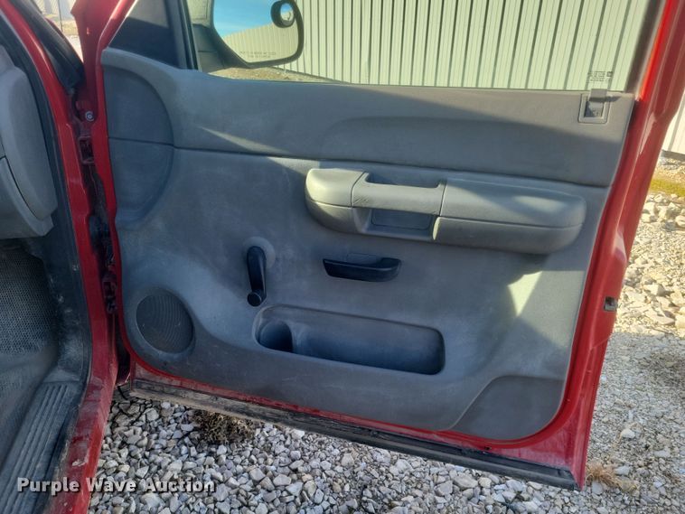 image for item DS5216 2010 Chevrolet Silverado 1500 pickup truck