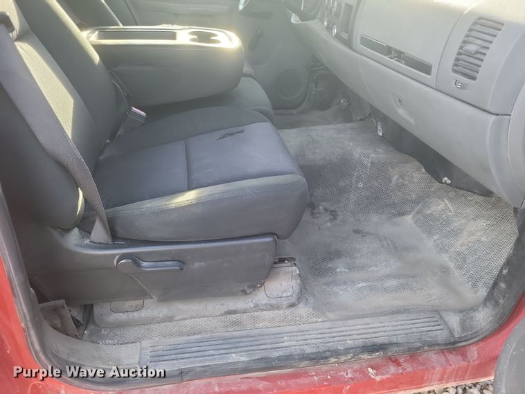 image for item DS5216 2010 Chevrolet Silverado 1500 pickup truck