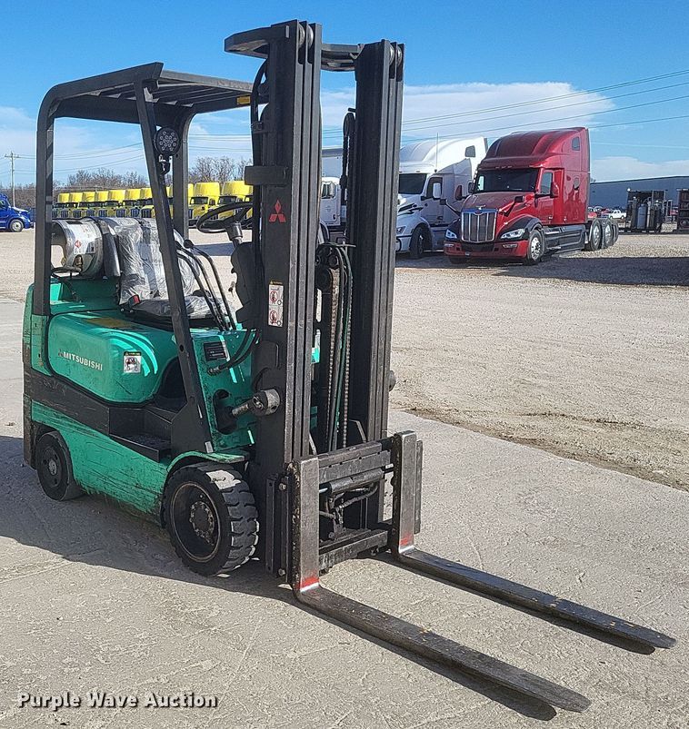 image for item DS5217 Mitsubishi FGC18K forklift
