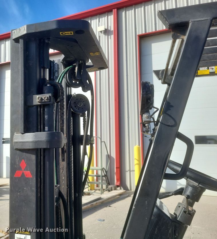 image for item DS5217 Mitsubishi FGC18K forklift