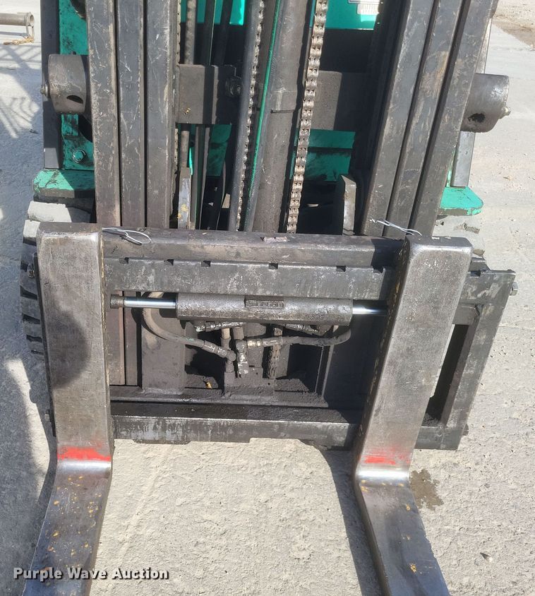 image for item DS5217 Mitsubishi FGC18K forklift