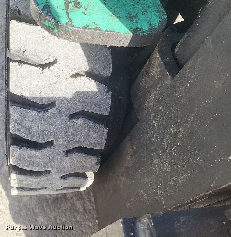 image for item DS5217 Mitsubishi FGC18K forklift