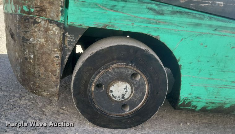 image for item DS5217 Mitsubishi FGC18K forklift