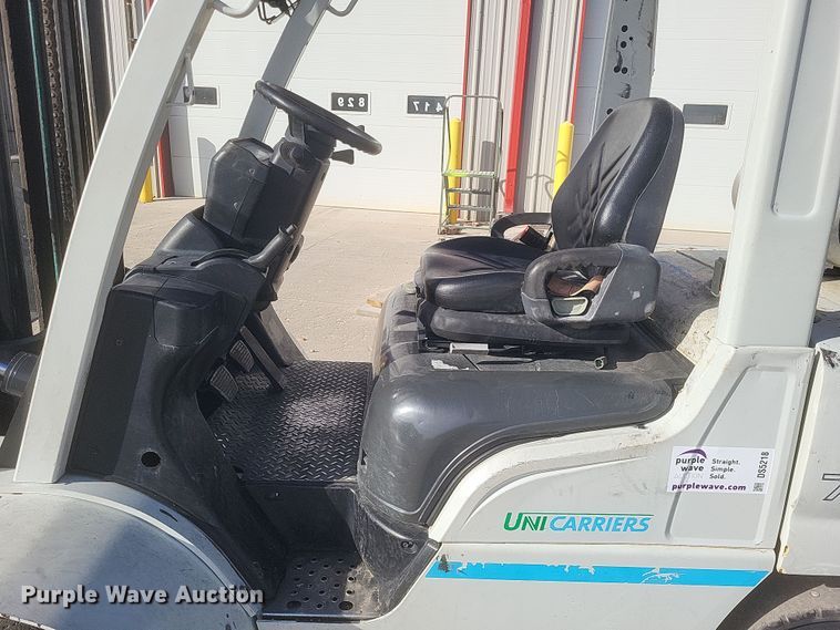 image for item DS5218 Unicarriers MUG1F2A35LV forklift