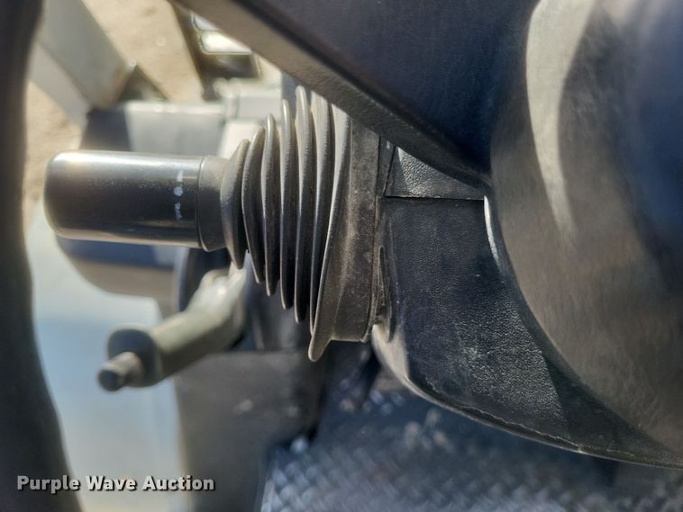 image for item DS5218 Unicarriers MUG1F2A35LV forklift