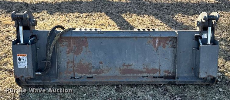 image for item DT0512 Quick Attach skid steer bucket