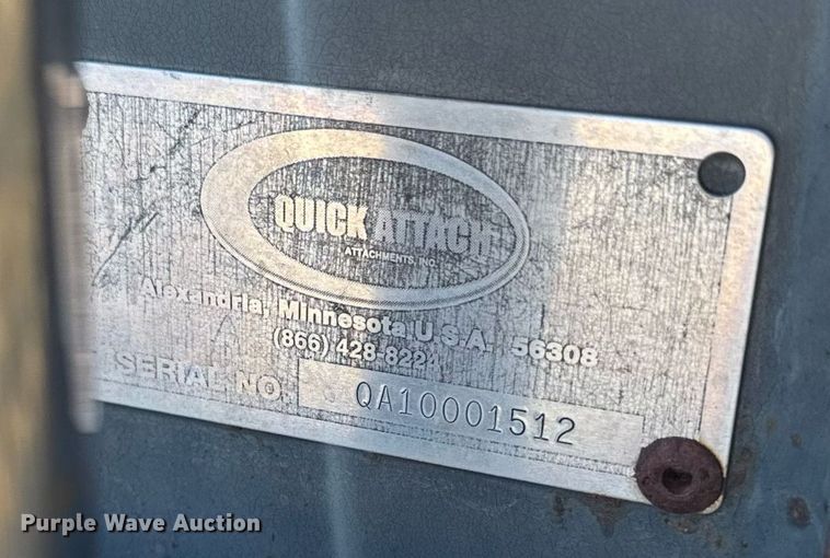 image for item DT0512 Quick Attach skid steer bucket