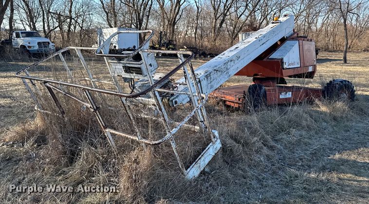 image for item DT0513 1989 Snorkelift A42R boom lift