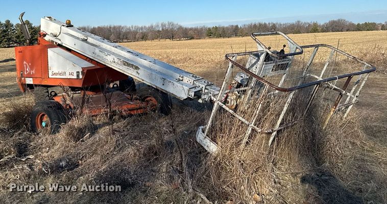 image for item DT0513 1989 Snorkelift A42R boom lift