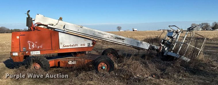 image for item DT0513 1989 Snorkelift A42R boom lift