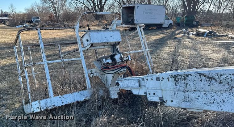 image for item DT0513 1989 Snorkelift A42R boom lift