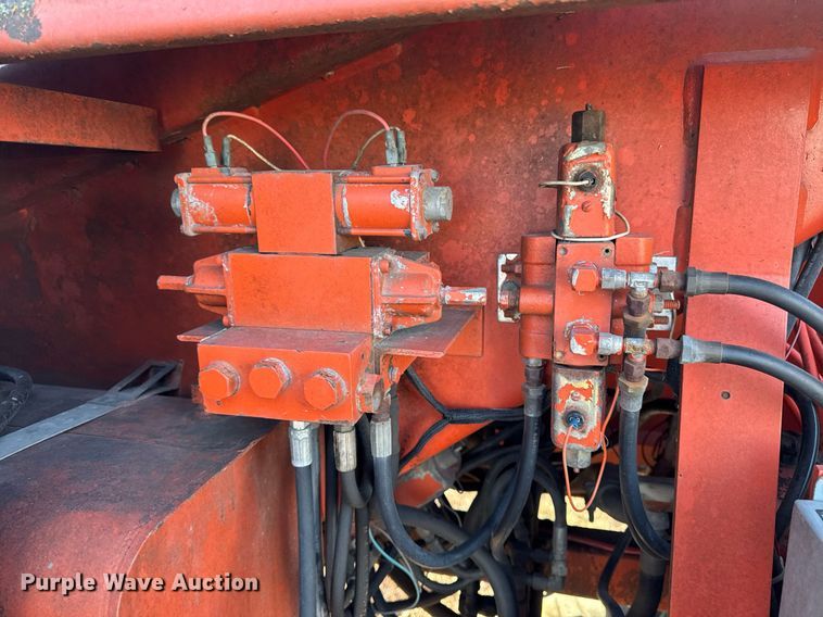 image for item DT0513 1989 Snorkelift A42R boom lift