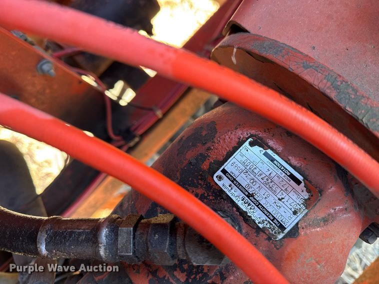 image for item DT0513 1989 Snorkelift A42R boom lift