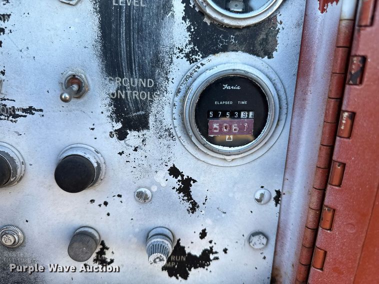 image for item DT0513 1989 Snorkelift A42R boom lift