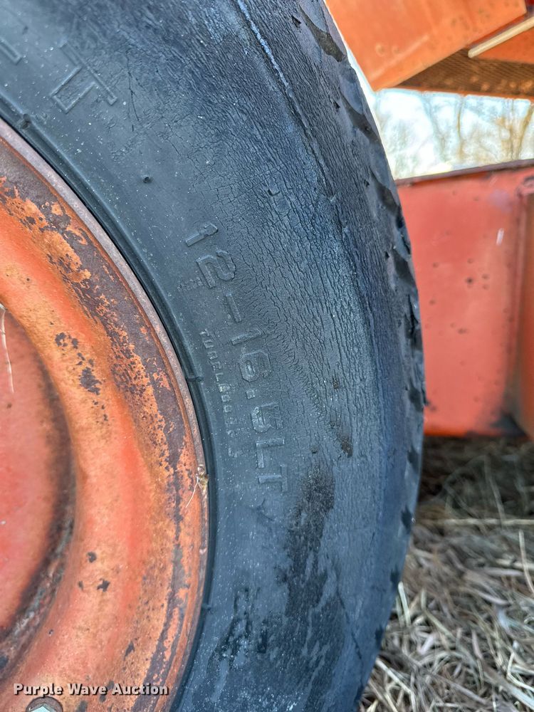 image for item DT0513 1989 Snorkelift A42R boom lift