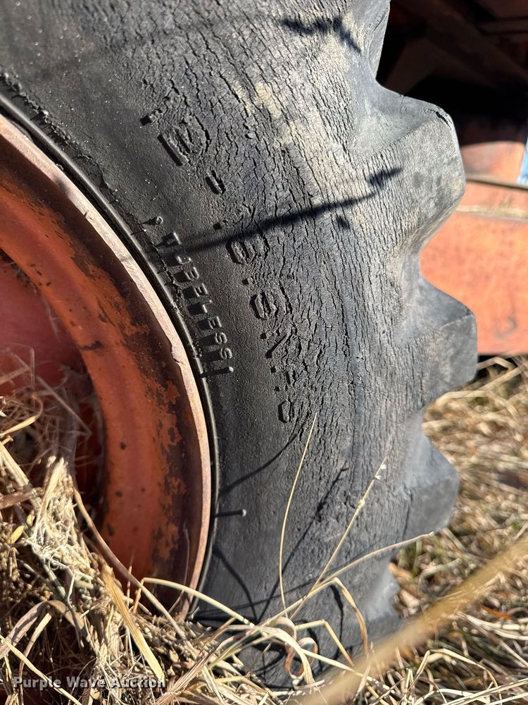 image for item DT0513 1989 Snorkelift A42R boom lift