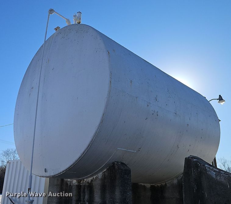 image for item DT7601 Fuel tank