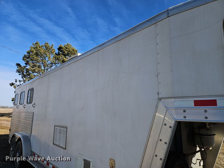image for item DT7604 2000 Kiefer Built Genesis X-340 horse trailer
