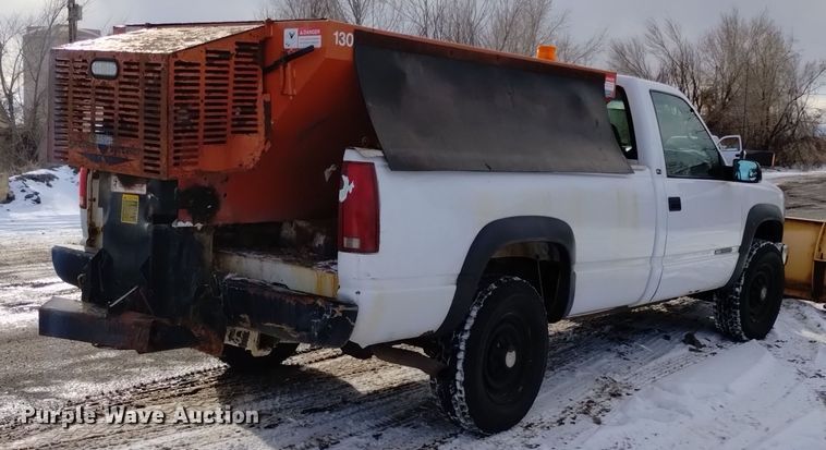 image for item DV6635 1998 GMC Sierra 2500 pickup truck