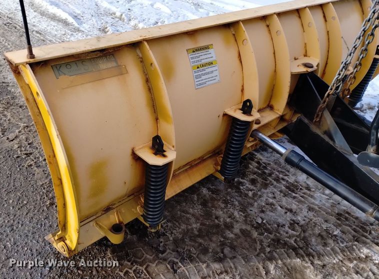 image for item DV6635 1998 GMC Sierra 2500 pickup truck