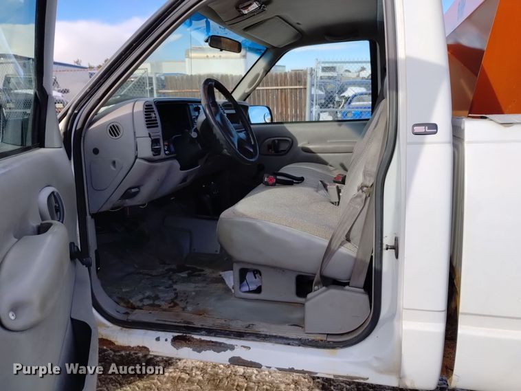 image for item DV6635 1998 GMC Sierra 2500 pickup truck